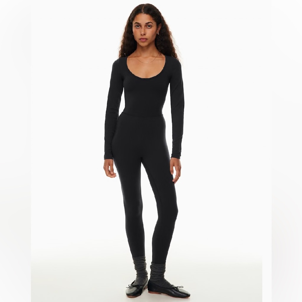 Aritzia Wilfred Free Maxe Jumpsuit Size Medium in Black